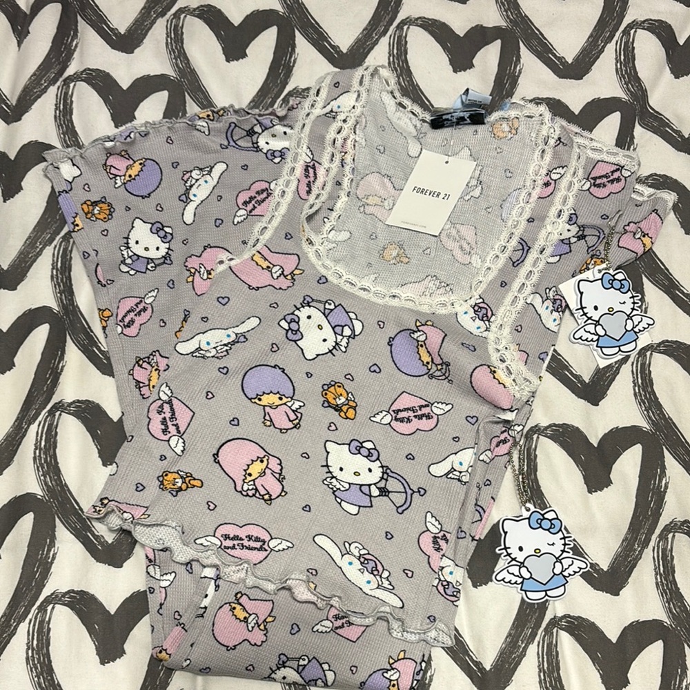 Forever 21 Hello Kitty Pajama Set - Gray and Pink